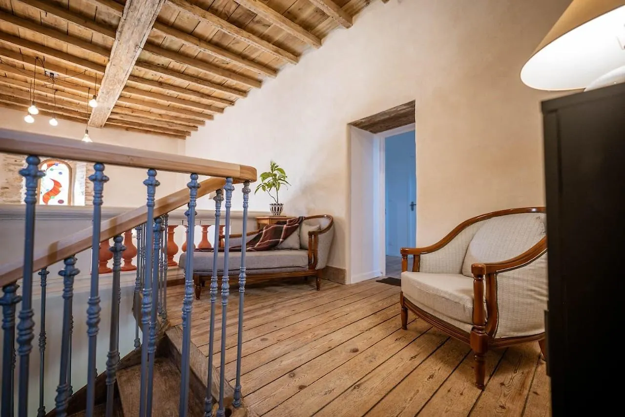 Chambres Et Table D'Hotes - Les Jardins De La Longagne Saussenac Bed & Breakfast